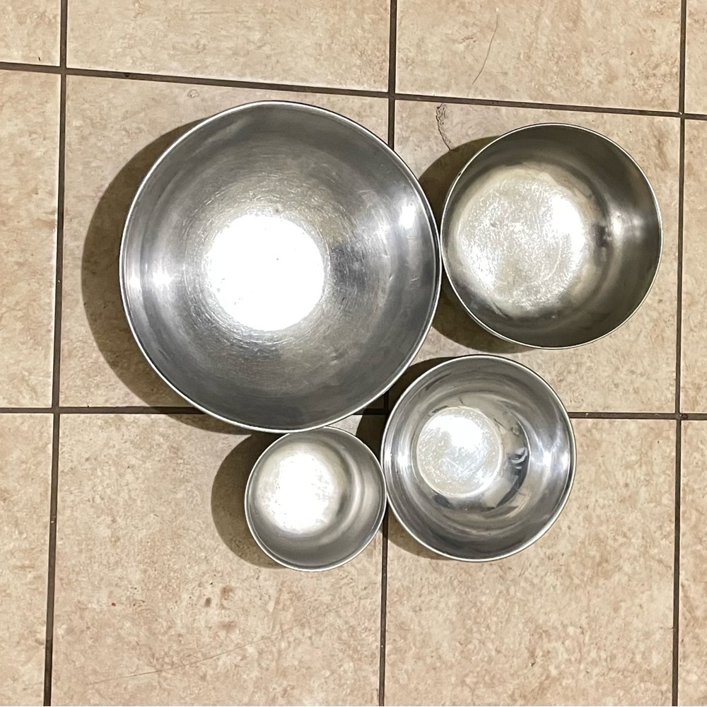 (Set of 4) Stainless Steel Mixing Bowls by Tezzorio Mixing Bowl Set